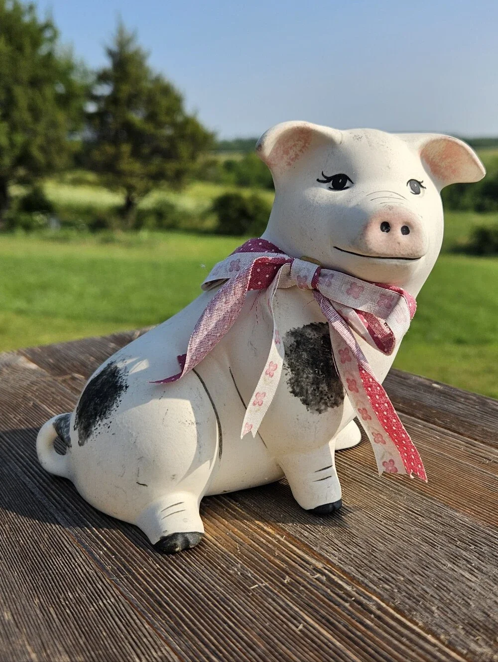 COTTAGECORE Vintage Spotted White Ceramic Pig Statue Farm Animal Decor Plaid